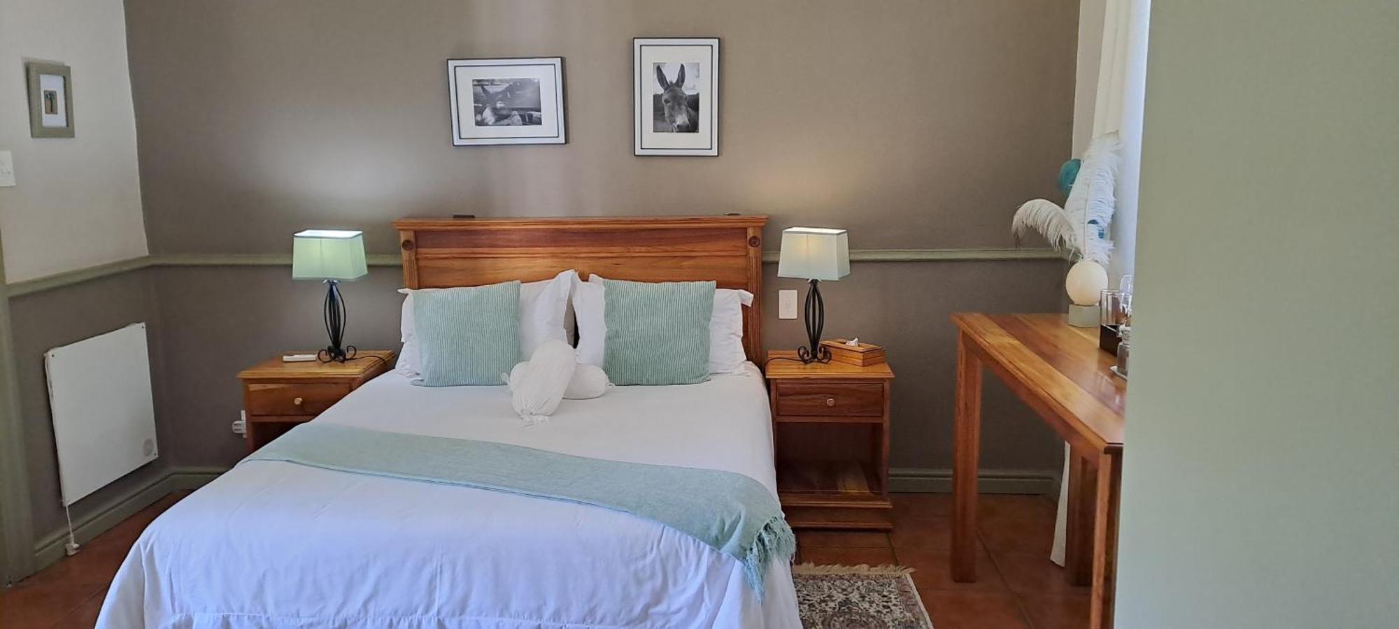 Housemartin Lodge & Self Catering De Rust Exterior photo